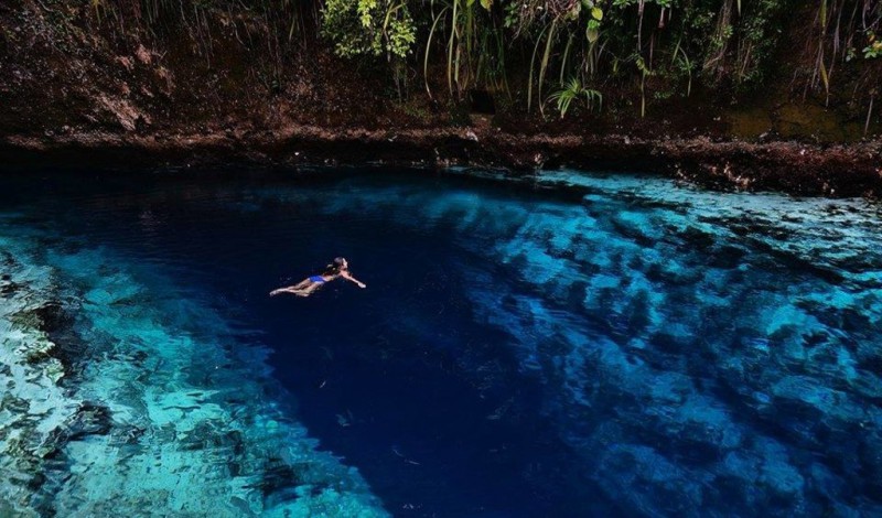 Hinatuan River, Philippines