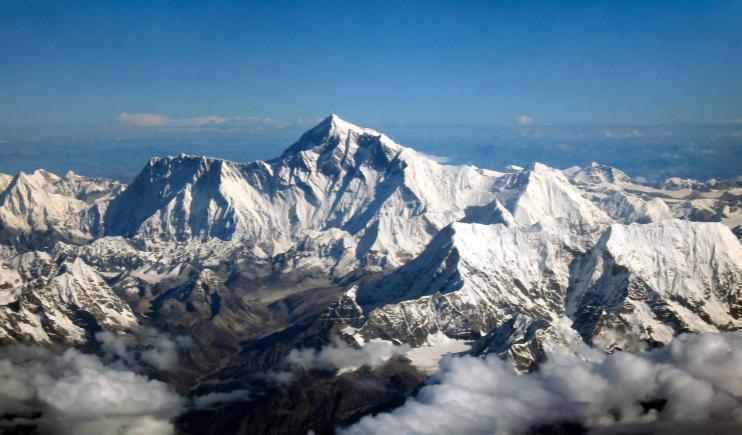Read more about the article Mount Everest: The Highs And Lows