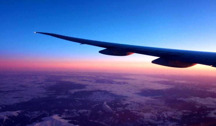 Read more about the article 4 Long Haul Flight Tips For Comfortable Travel