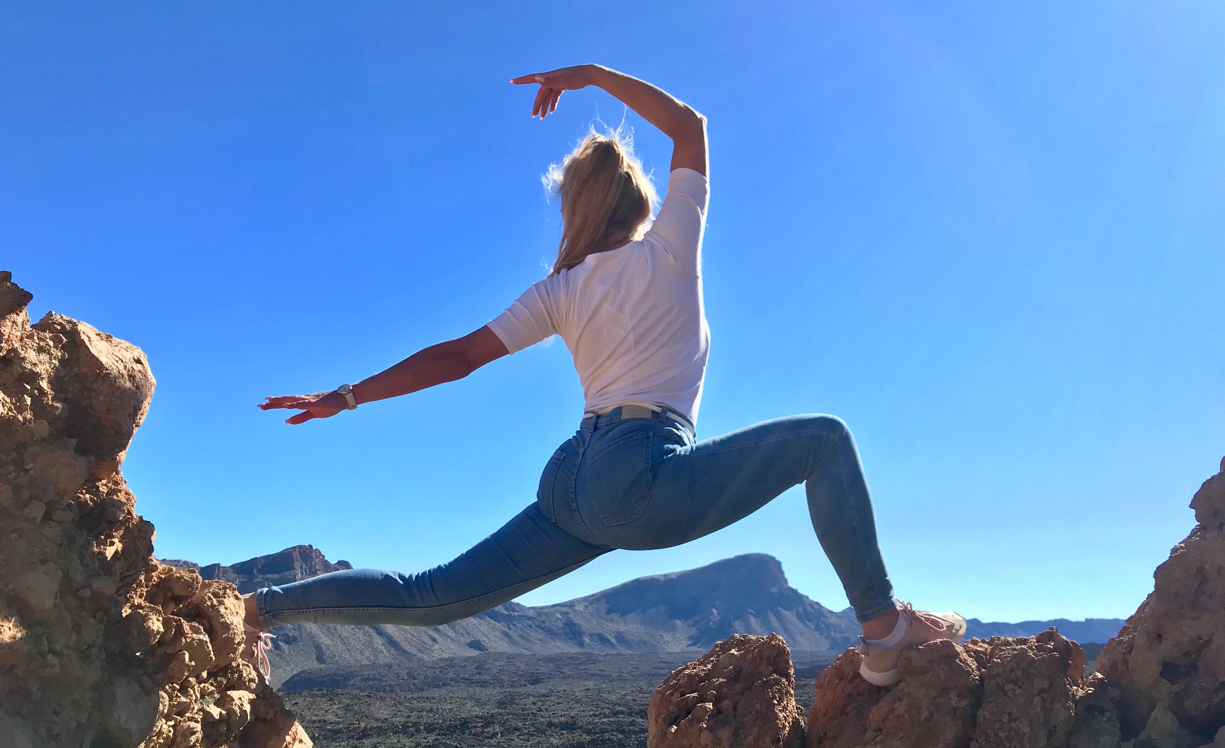 Read more about the article Why We Love Hop-On Hop-Off Passes