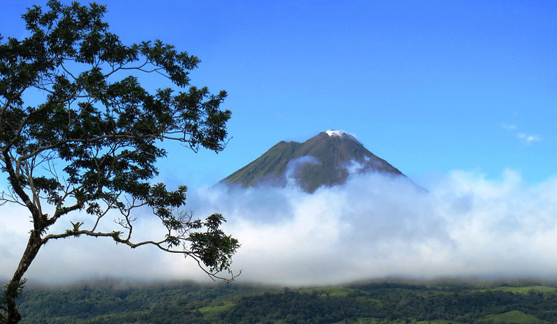 arenal volcano
