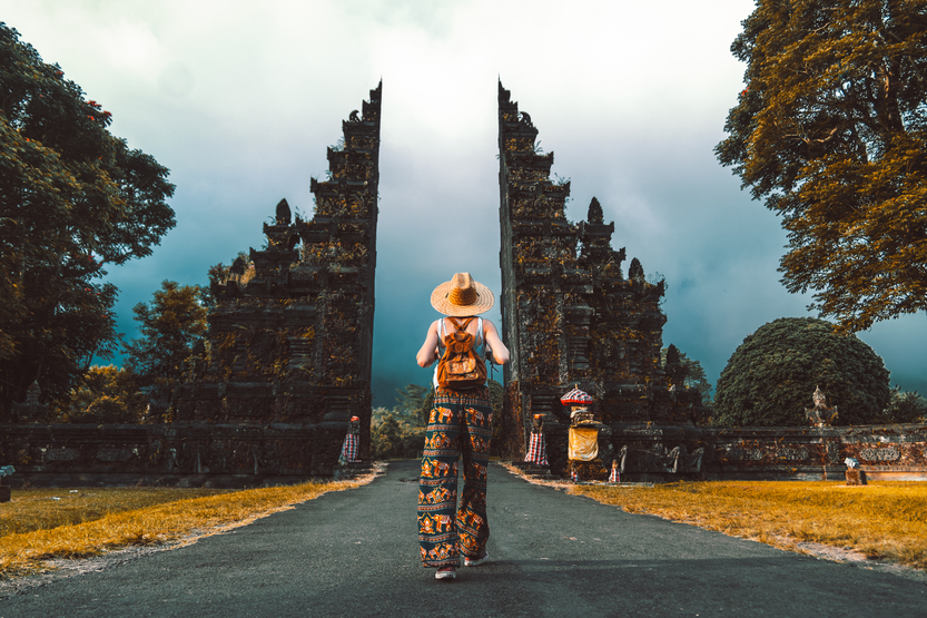 5 Ways To Travel In Indonesia While On A Budget | The Happy Nomad