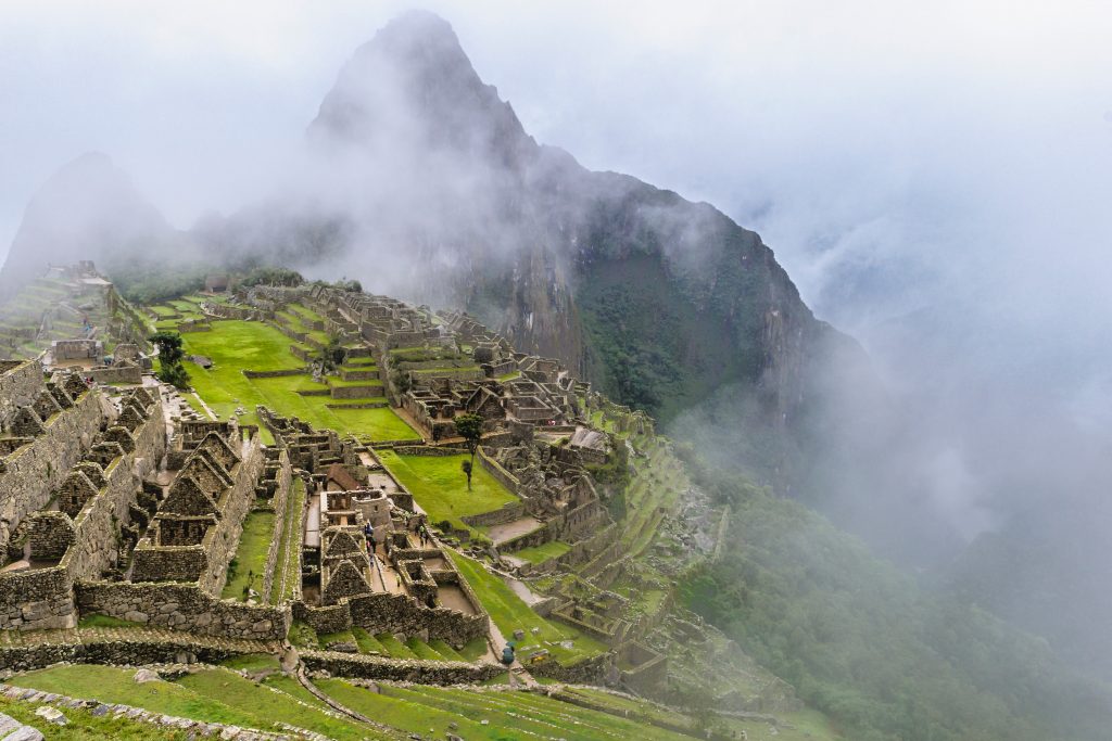 inca trail clouds