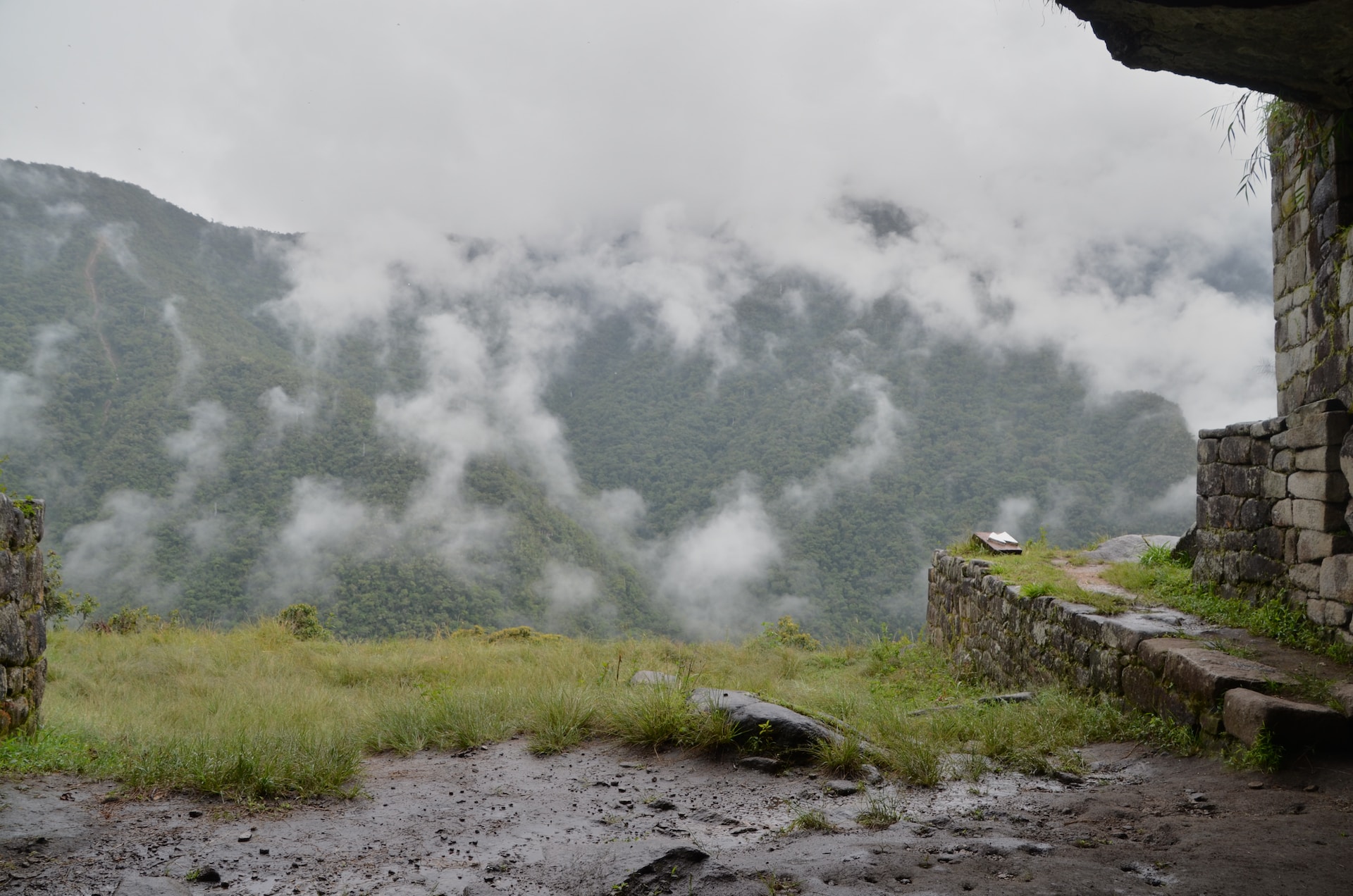 Read more about the article Discovering the Mystical Heights of Huayna Picchu: A Journey into Peru’s Enigmatic Wonder