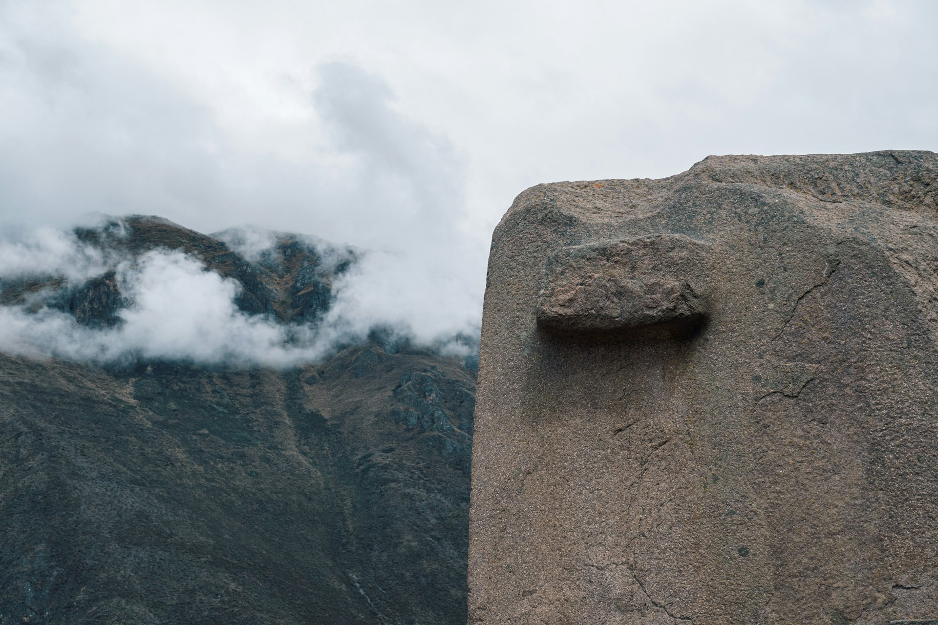 You are currently viewing Discovering the Timeless Allure of Ollantaytambo: A Comprehensive Guide to Peru’s Hidden Gem