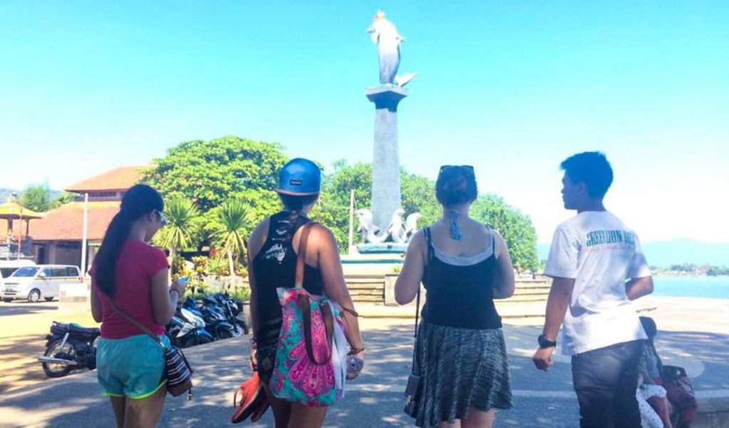 statue bamba travel