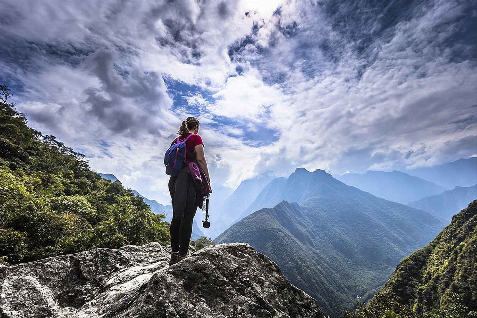 You are currently viewing Embracing the Magic: My Journey Along the Inca Trail Express to Machu Picchu