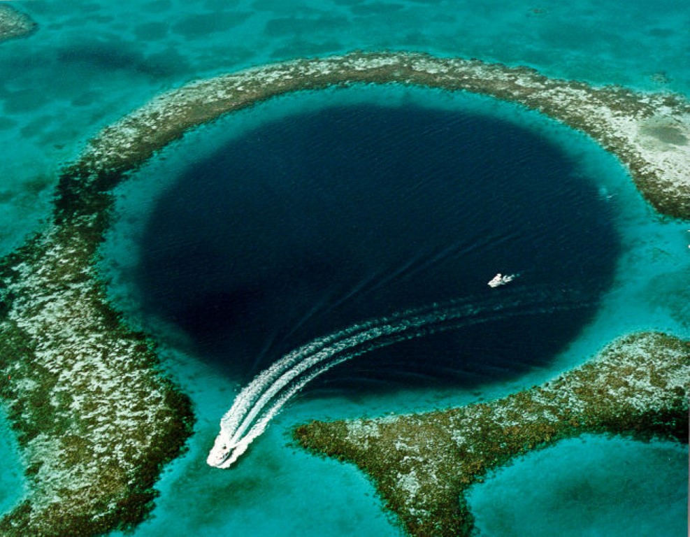 great blue hole belize