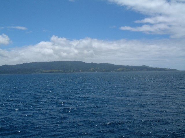 Vista de Vanua Levu en el ferry de Ellington Wharf a Nabouwalu - Fiji, 4.3.2004