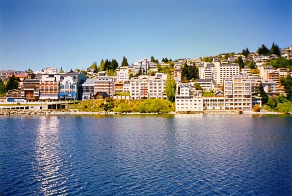 bariloche lakeside