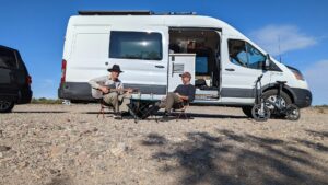 Read more about the article Essential Safety Tips for a Smooth Family Road Trip