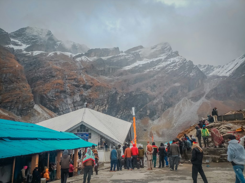 hemkund travelers