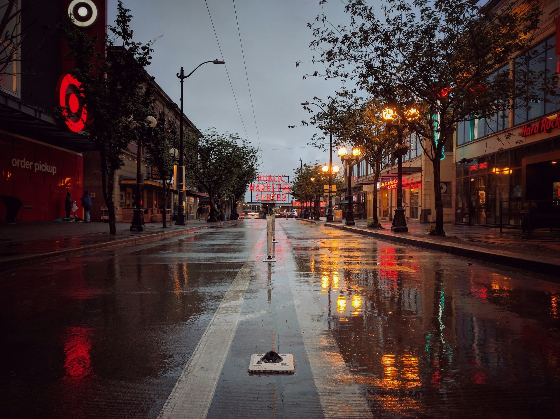 You are currently viewing Top Destinations for Rainy Days: The Indoor Adventures Worth Exploring in the US