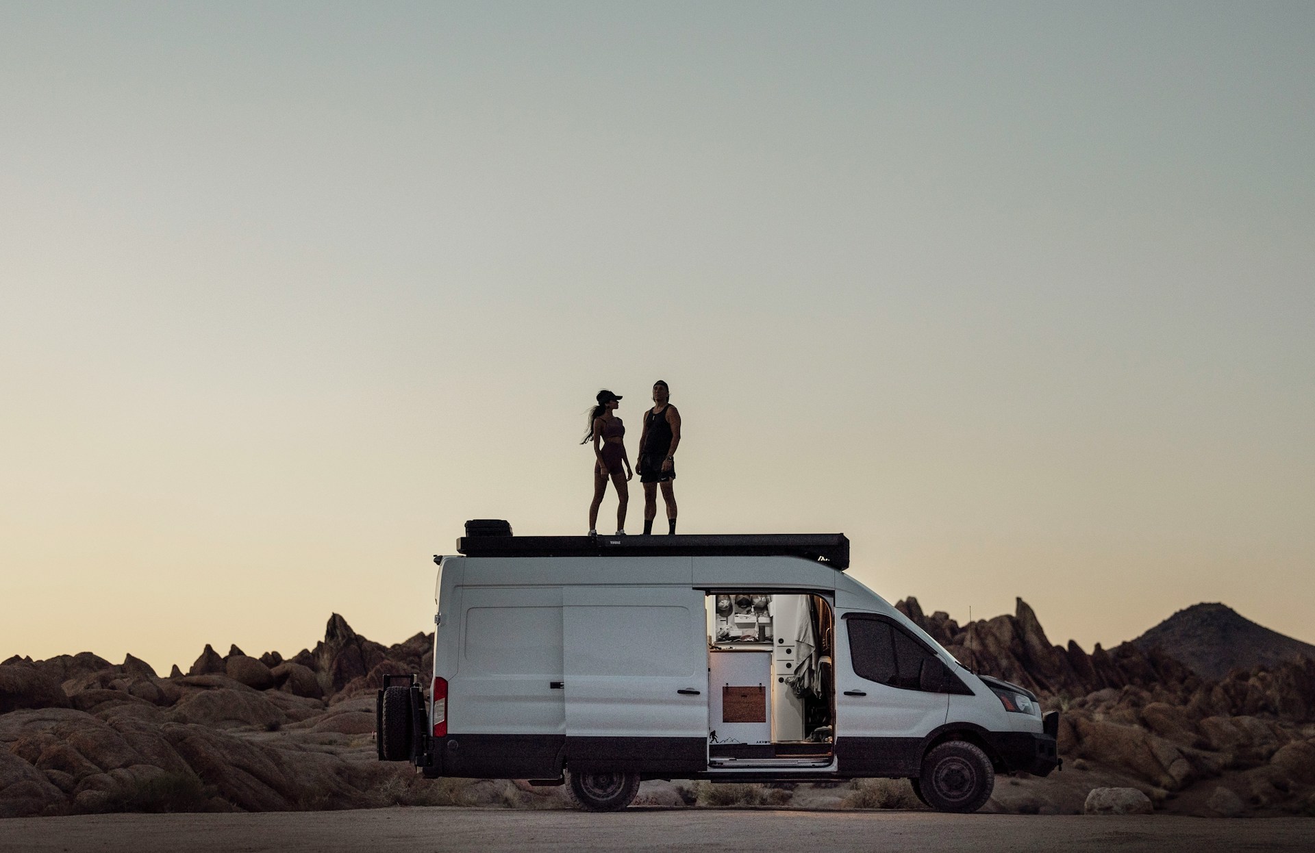 You are currently viewing The Ultimate Guide to Road Trip Adventures: Explore the World on Four Wheels
