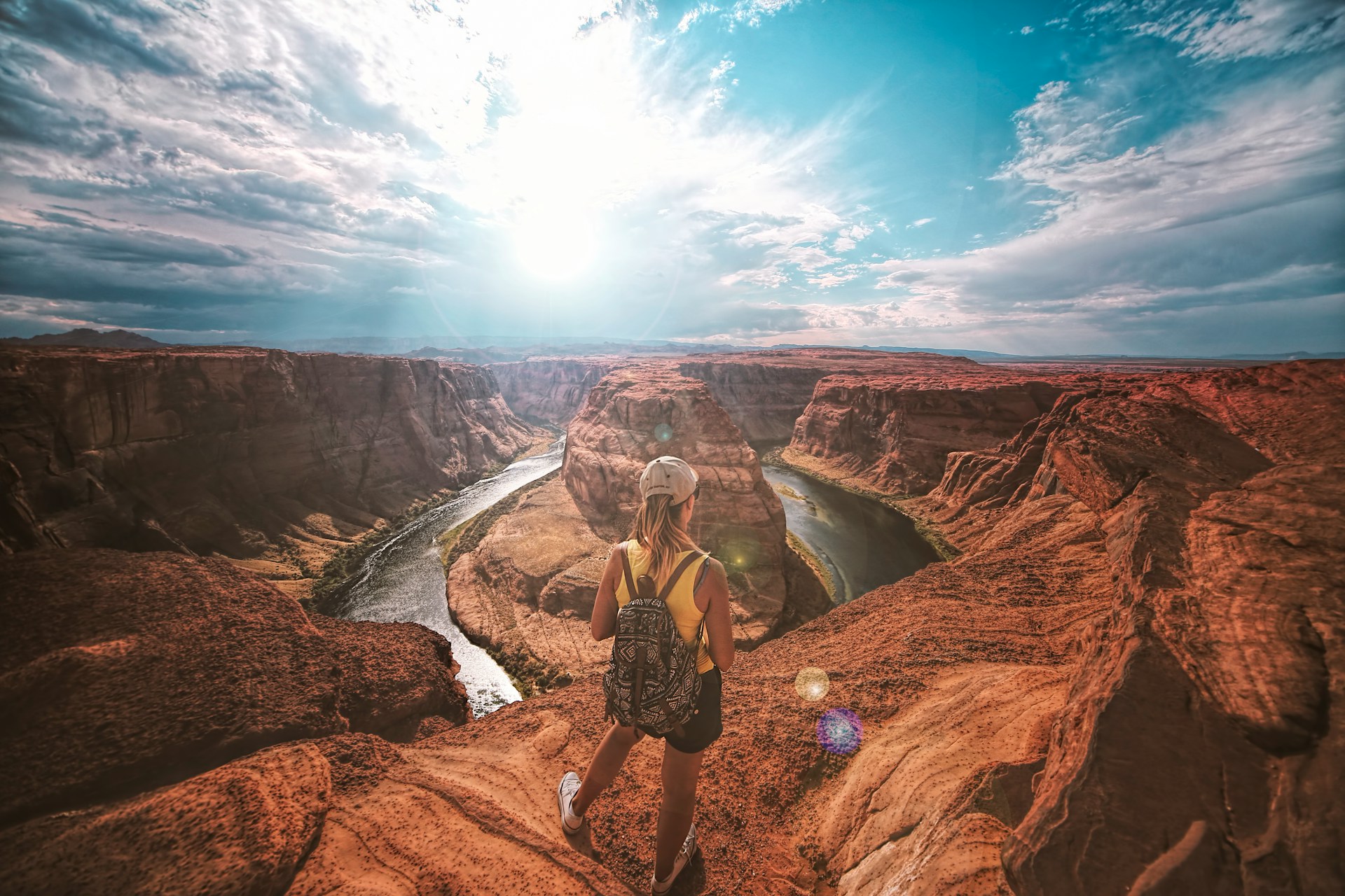 You are currently viewing Why Solo Female Travel is Booming in 2025 (and Why You Should Take the Leap!)