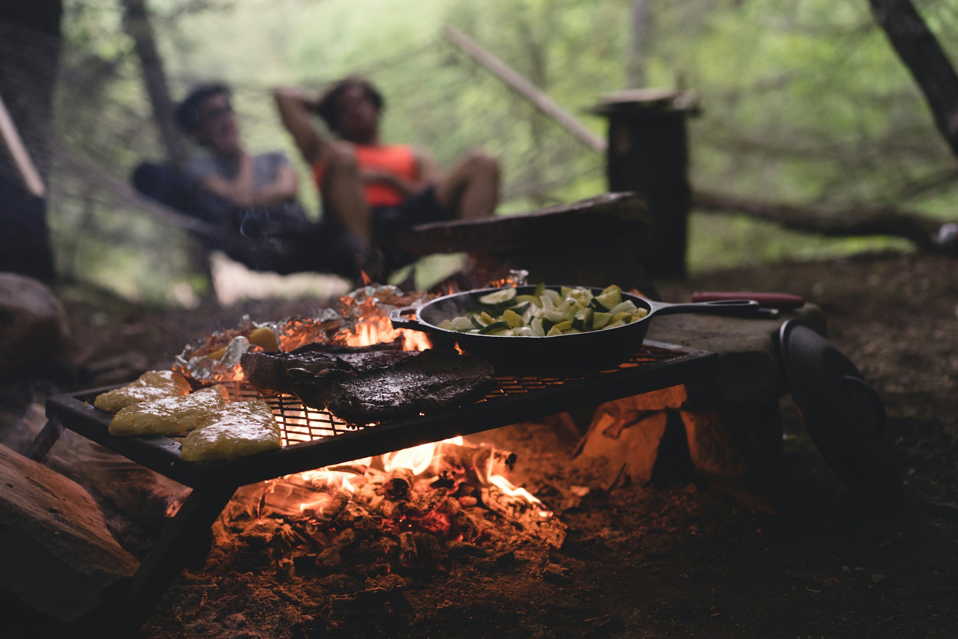 You are currently viewing The Complete Guide to Easy Outdoor Cooking for Your Next Camping Adventure