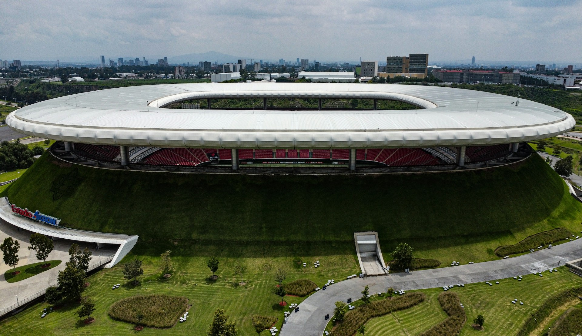 You are currently viewing Viva Fútbol: A 2026 World Cup Travel Guide to Mexico