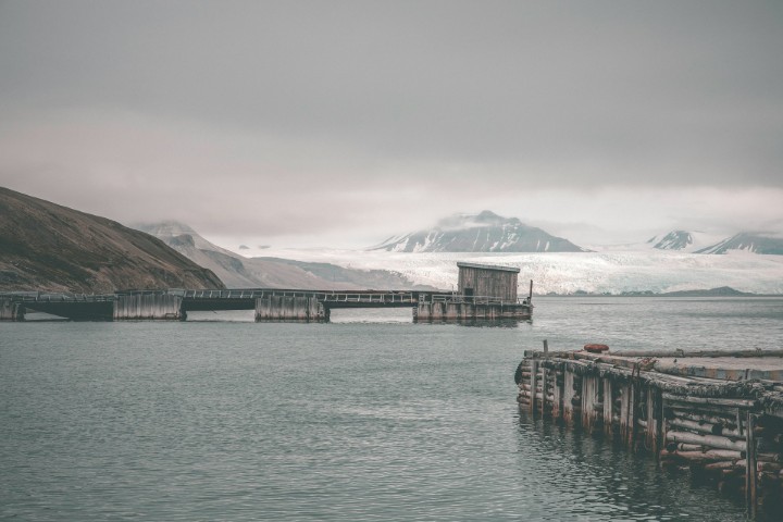 Pyramiden, Jan Mayen