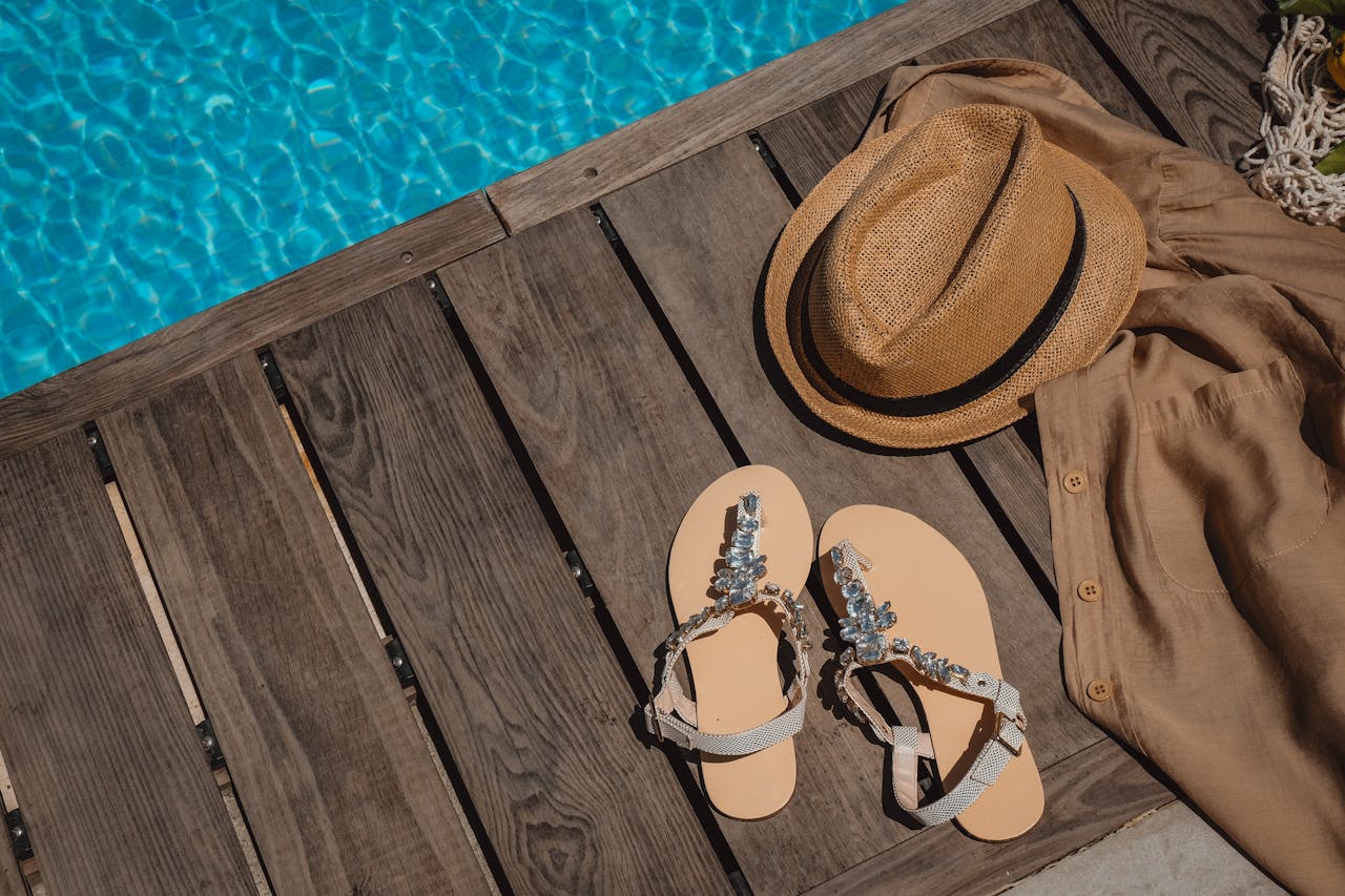 You are currently viewing Beach Essentials: 7 Must‑Pack Items for a Coastal Adventure