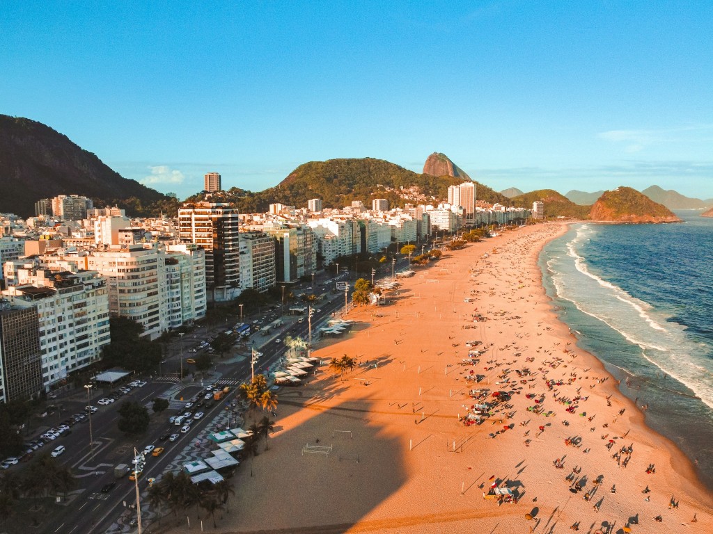 Read more about the article A Sun-Soaked Guide: The Best Beaches in Brazil