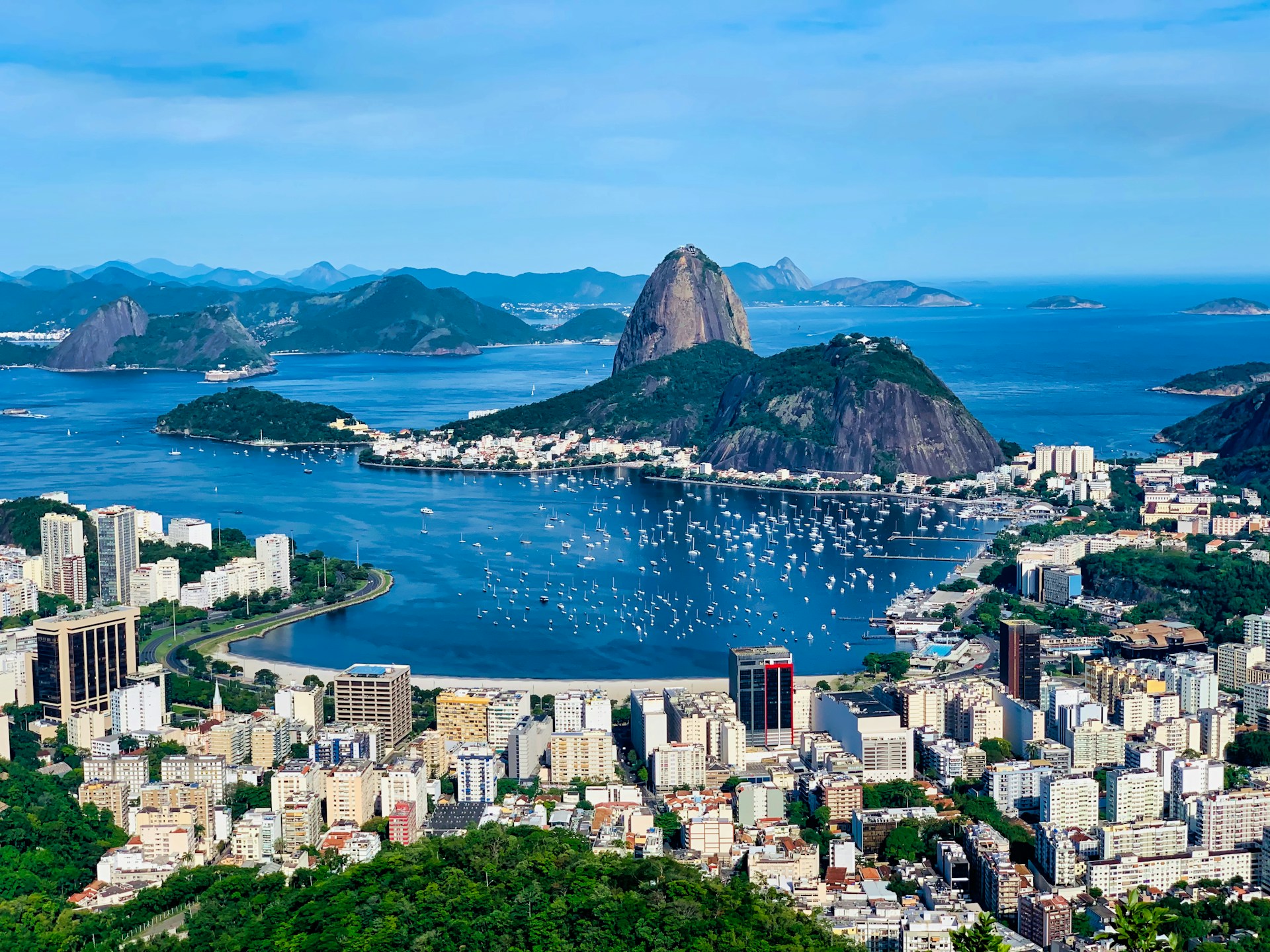 You are currently viewing Unlocking the Magic of Rio de Janeiro: A Complete Travel Guide