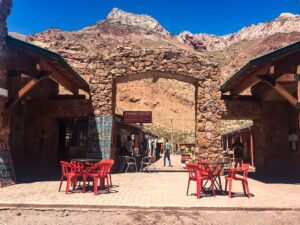 Read more about the article A Guide to Mendoza: Argentina’s Wine Capital and Andes Gateway
