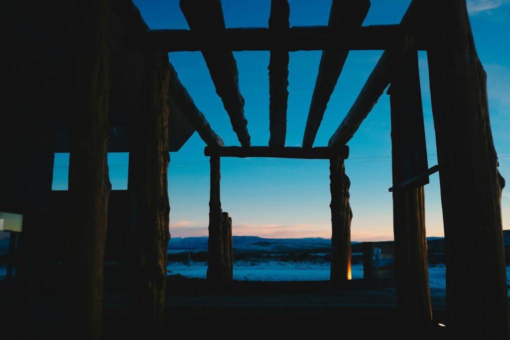 wooden frame in el calafate
