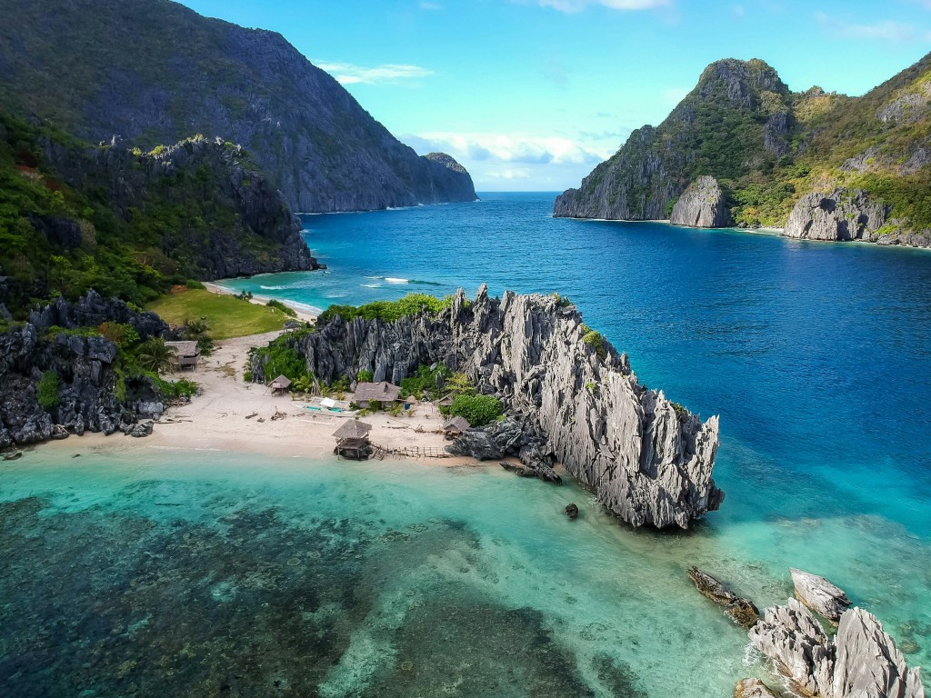 Read more about the article Palawan: A Guide to the Philippines Last Frontier