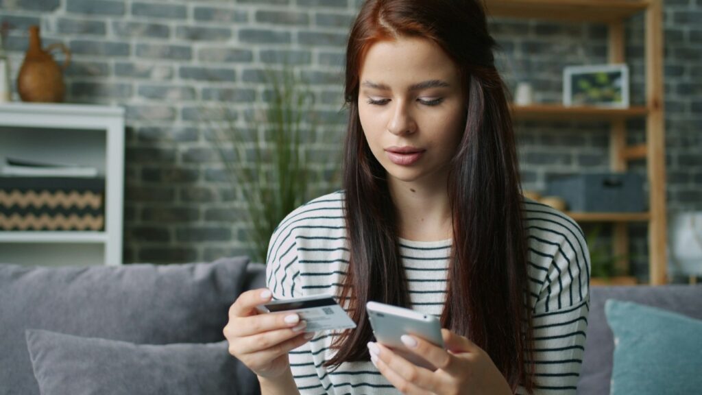 lady using online banking