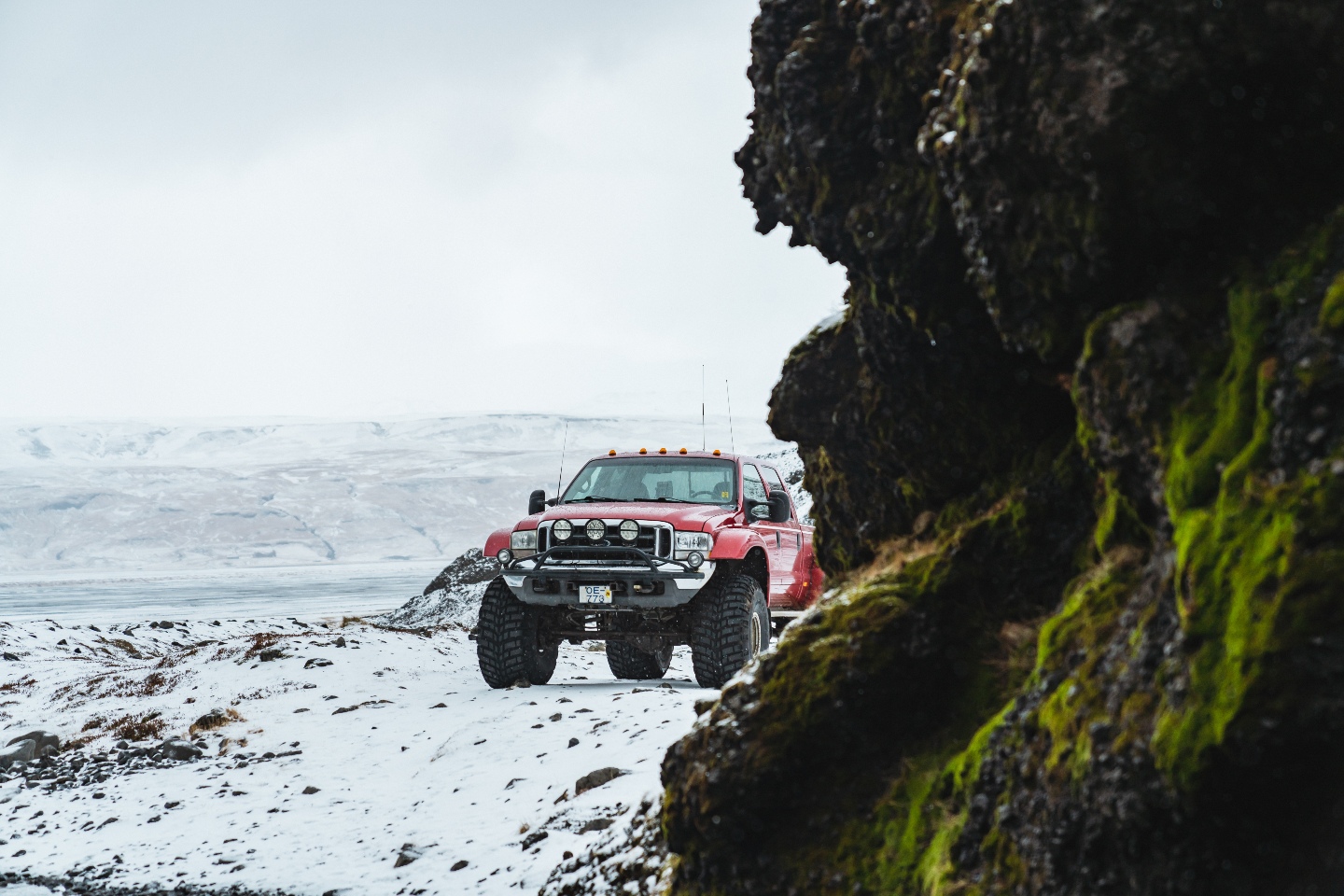 Read more about the article Why You Need to Visit Iceland This Winter