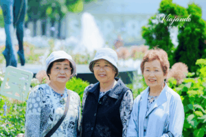 Read more about the article Viajando Juntas: Redefining Travel for Latin American Women Over 50